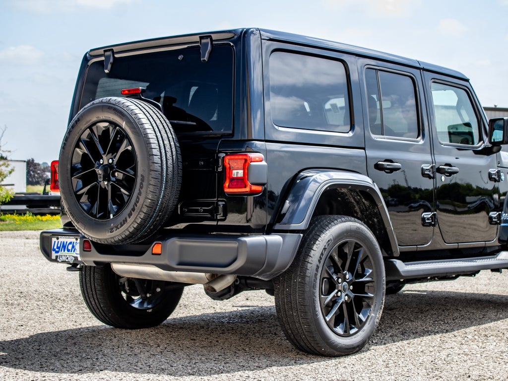 2025 Jeep Wrangler 4xe Sahara