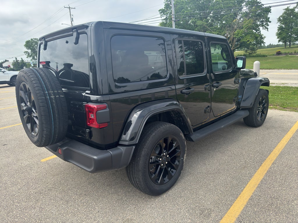 2025 Jeep Wrangler 4xe Sahara