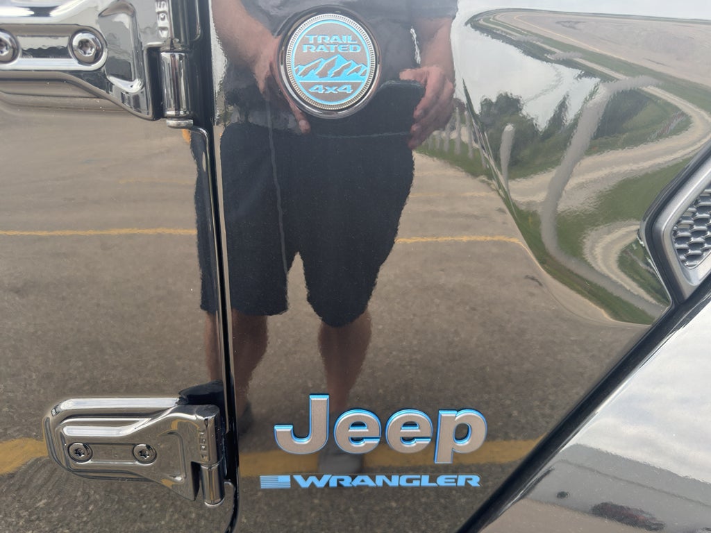 2025 Jeep Wrangler 4xe Sahara