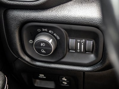 2021 RAM 1500 Laramie Crew Cab 4x4 5'7" Box