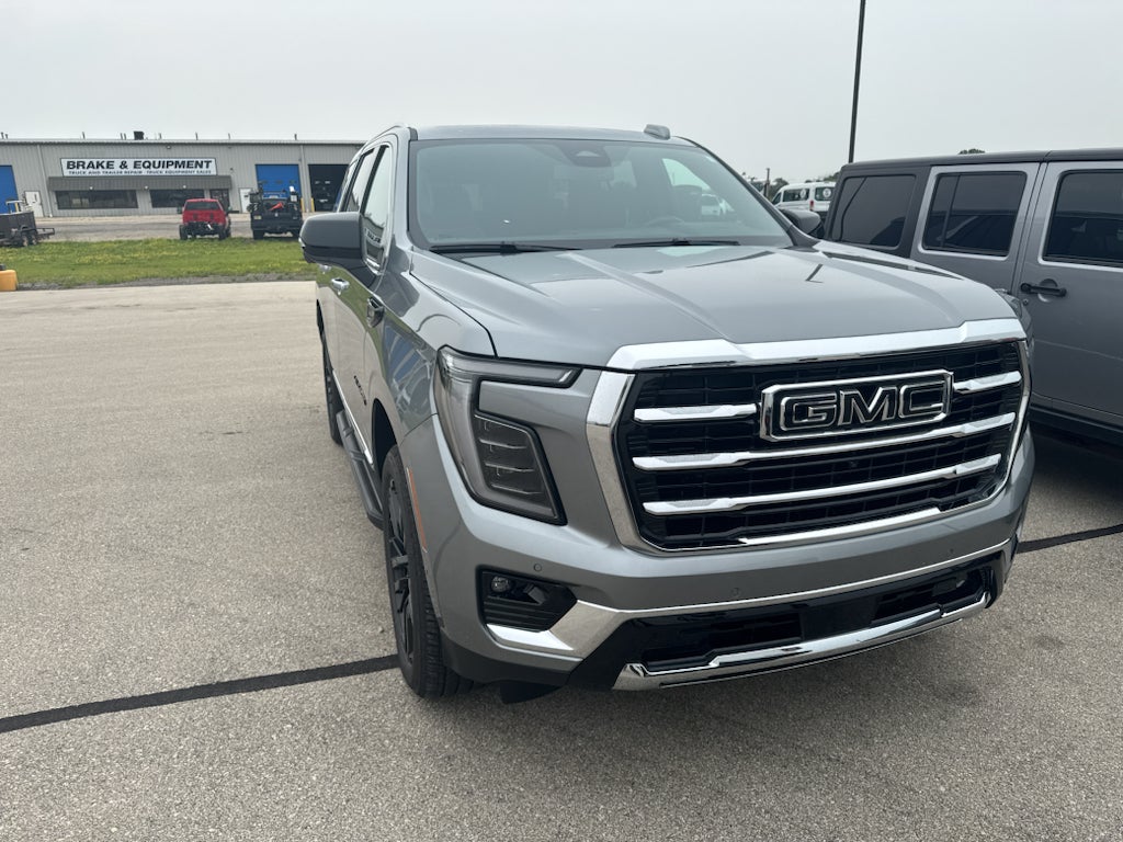 2025 GMC Yukon Elevation