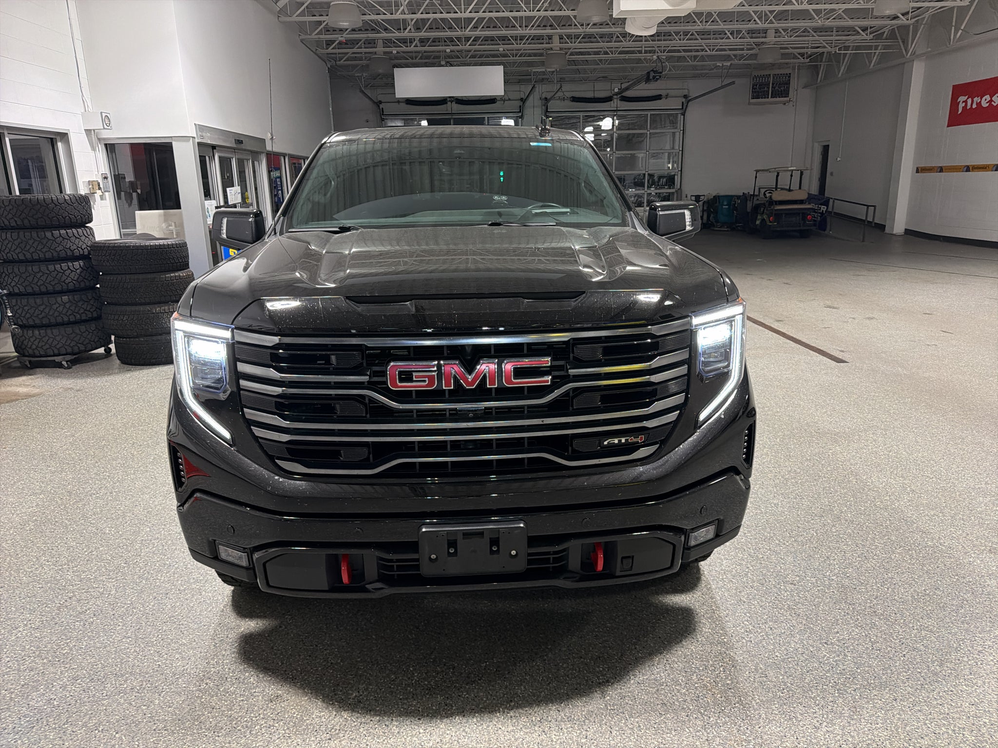 2025 GMC Sierra 1500 AT4