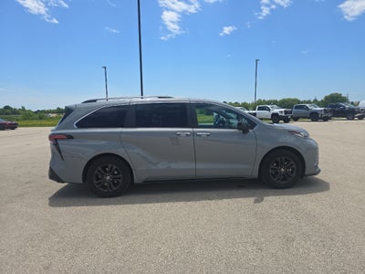 2024 Toyota Sienna XSE