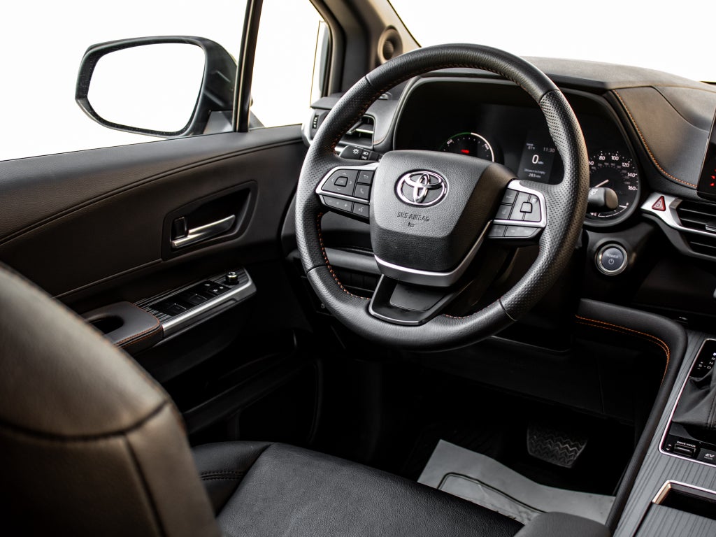 2024 Toyota Sienna XSE
