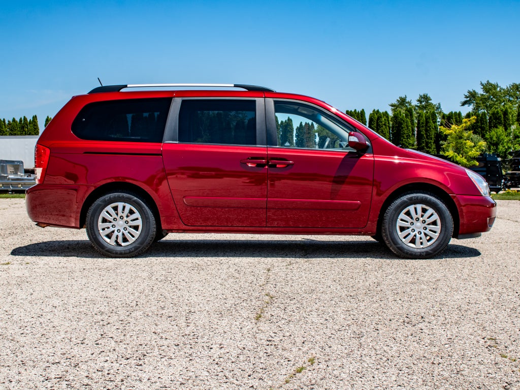 2012 Kia Sedona LX