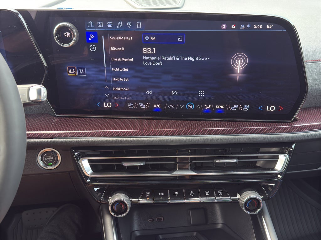 2027 Chevrolet Traverse RS