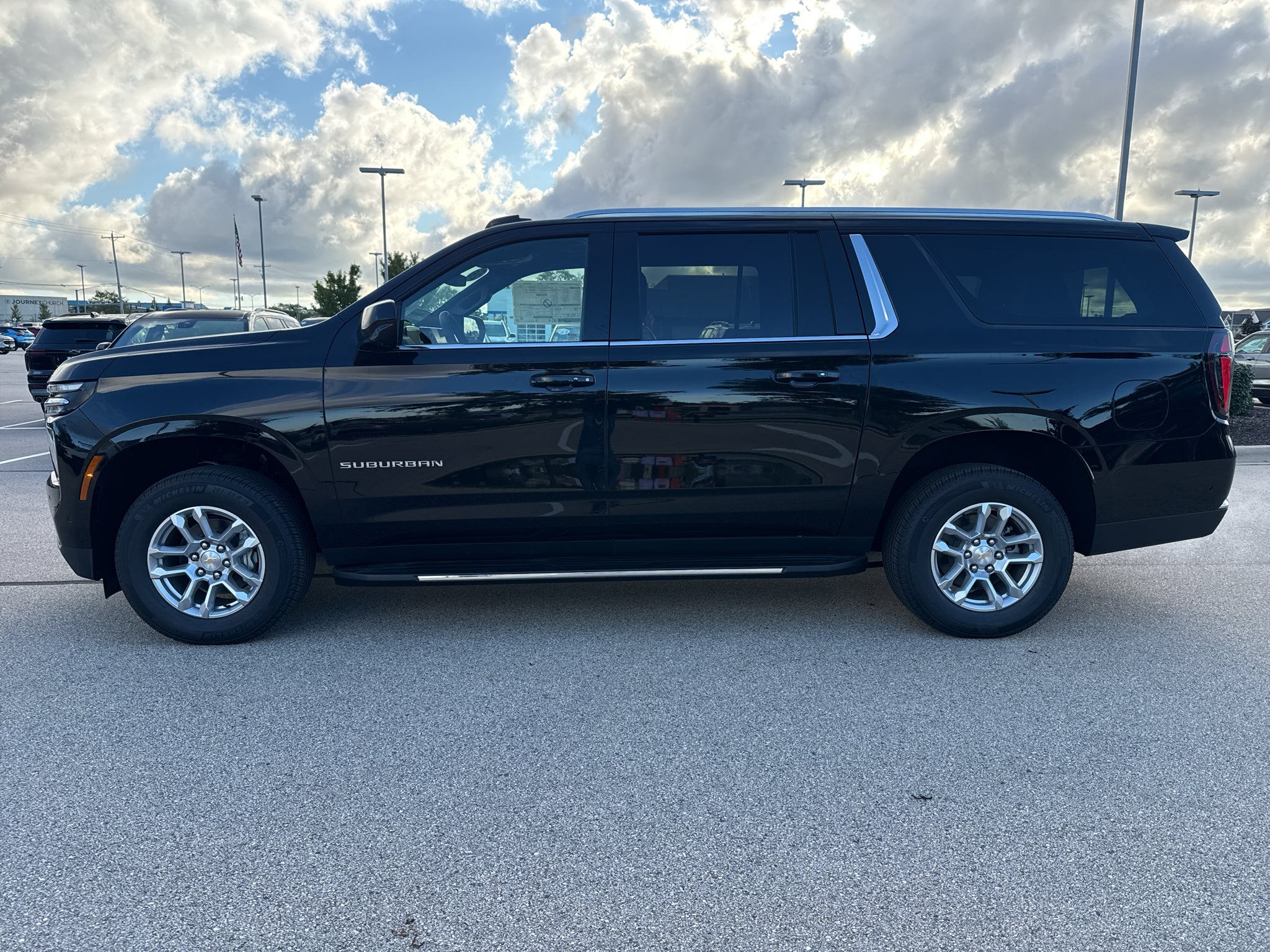2026 Chevrolet Suburban LS