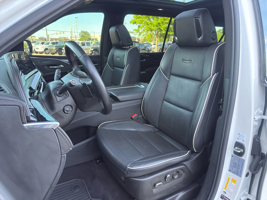 2022 Cadillac Escalade ESV Sport