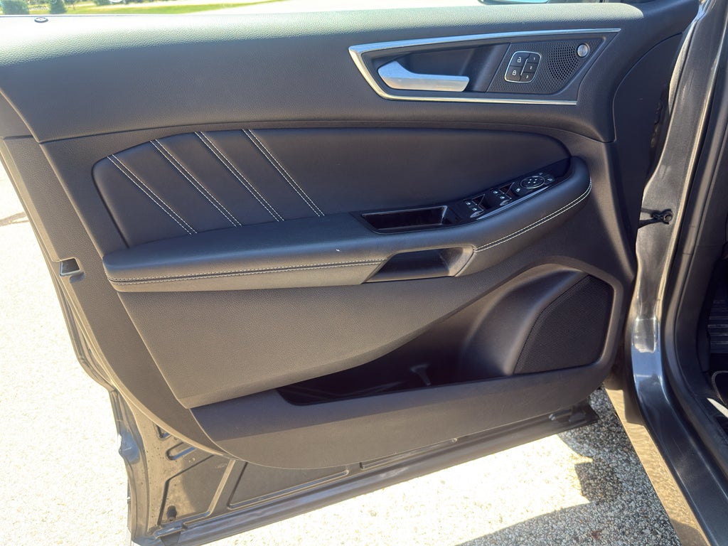 2020 Ford Edge ST