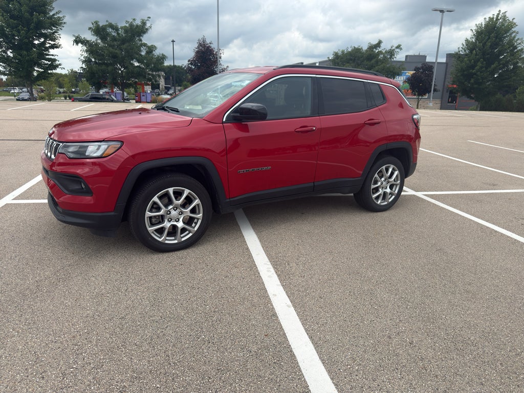 2023 Jeep Compass Latitude Lux