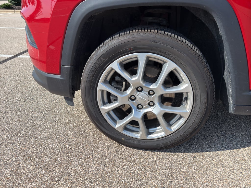 2023 Jeep Compass Latitude Lux