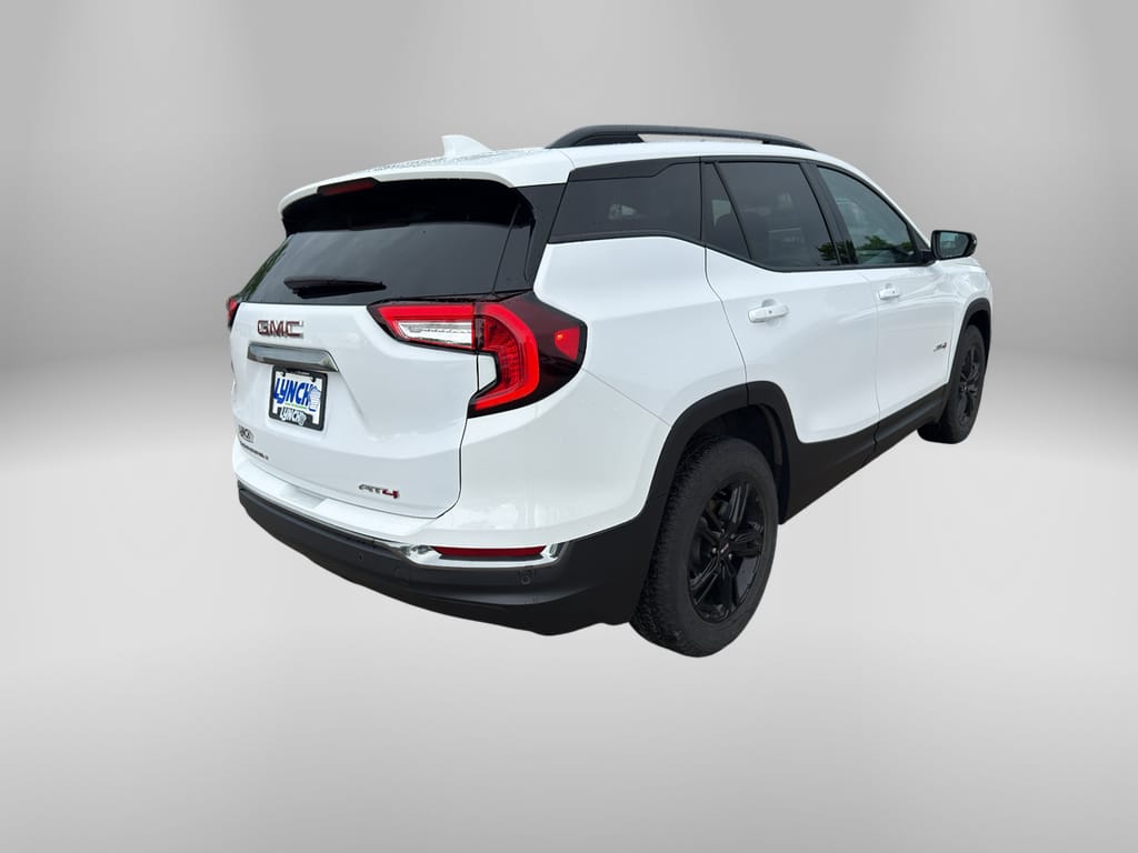 2023 GMC Terrain AT4