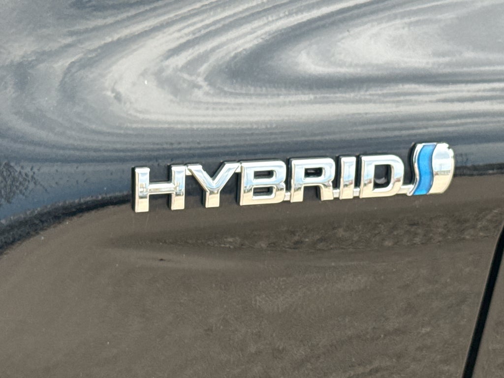 2019 Toyota Camry Hybrid LE