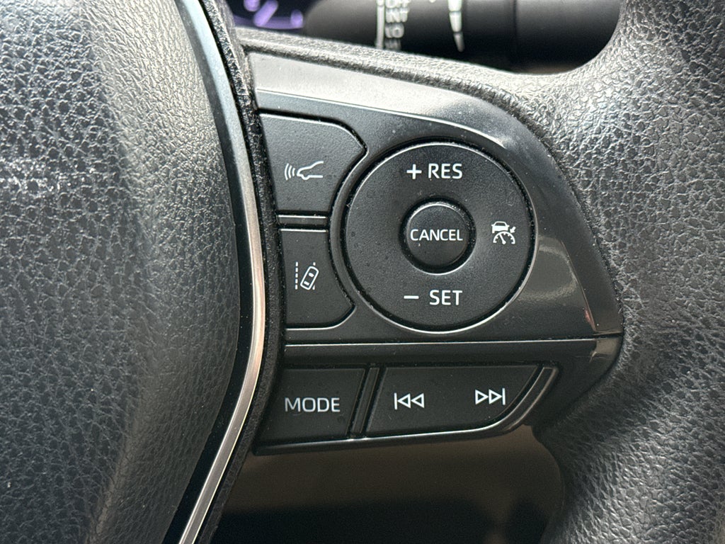 2019 Toyota Camry Hybrid LE