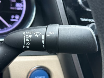 2019 Toyota Camry Hybrid LE