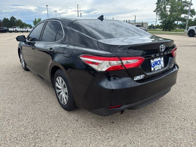 2019 Toyota Camry Hybrid LE