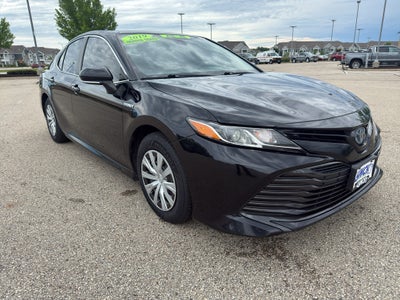 2019 Toyota Camry Hybrid LE