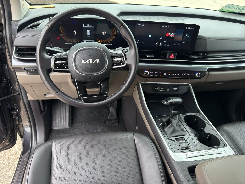 2025 Kia Carnival LXS