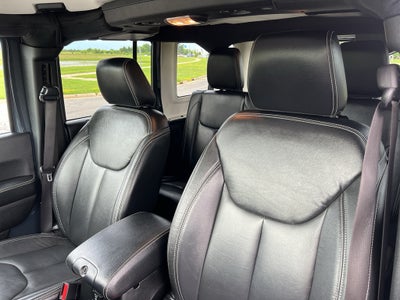 2017 Jeep Wrangler Unlimited Chief Edition