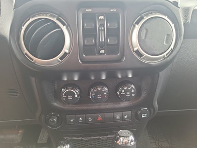 2017 Jeep Wrangler Unlimited Chief Edition