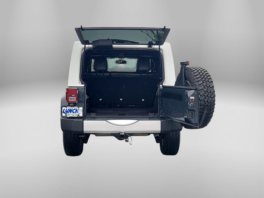 2017 Jeep Wrangler Unlimited Chief Edition