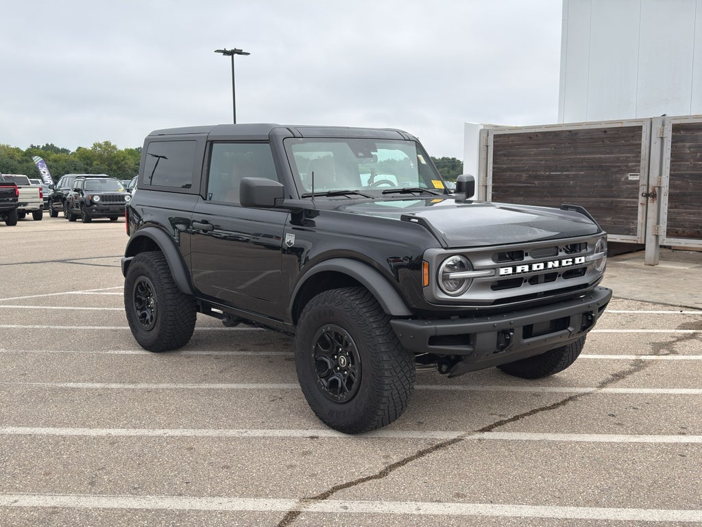 2023 Ford Bronco Base