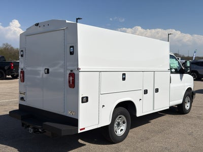 2025 Chevrolet Express Cutaway 3500 1WT