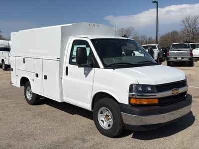 2025 Chevrolet Express Cutaway 3500 1WT