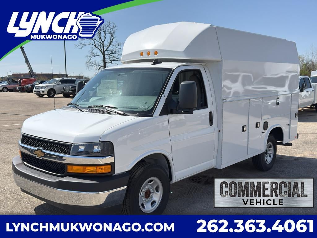 2025 Chevrolet Express Cutaway 3500 1WT