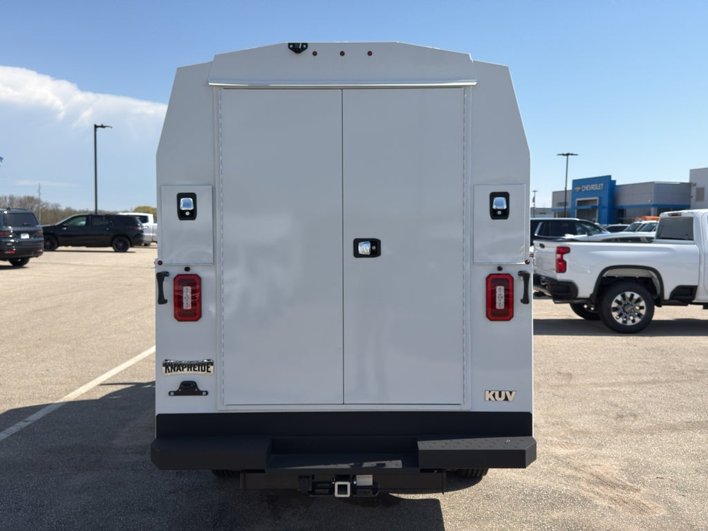 2025 Chevrolet Express Cutaway 3500 1WT