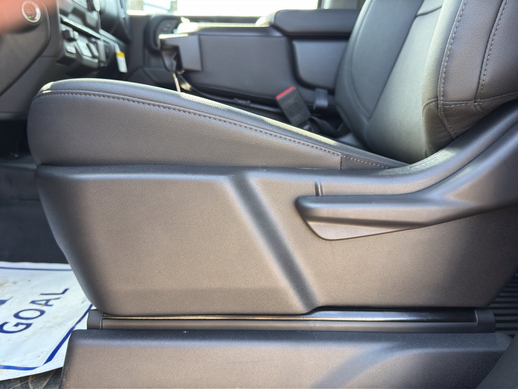 2025 Chevrolet Silverado 3500 HD WT