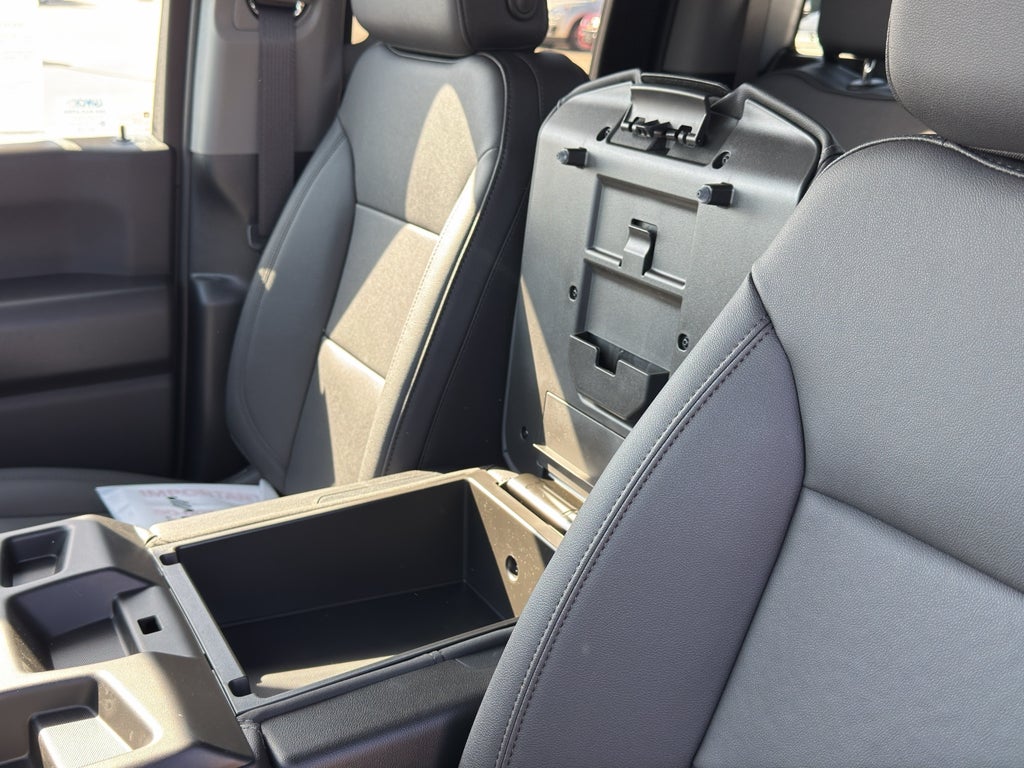 2025 Chevrolet Silverado 3500 HD WT