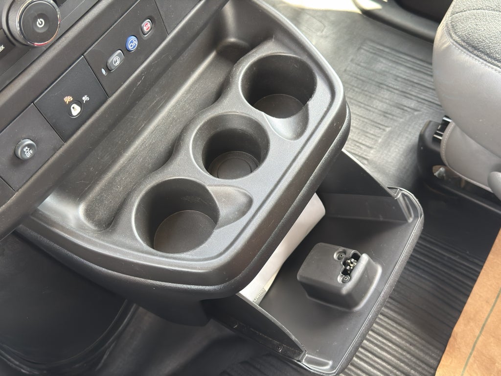 2024 Chevrolet Express Cargo 2500 WT