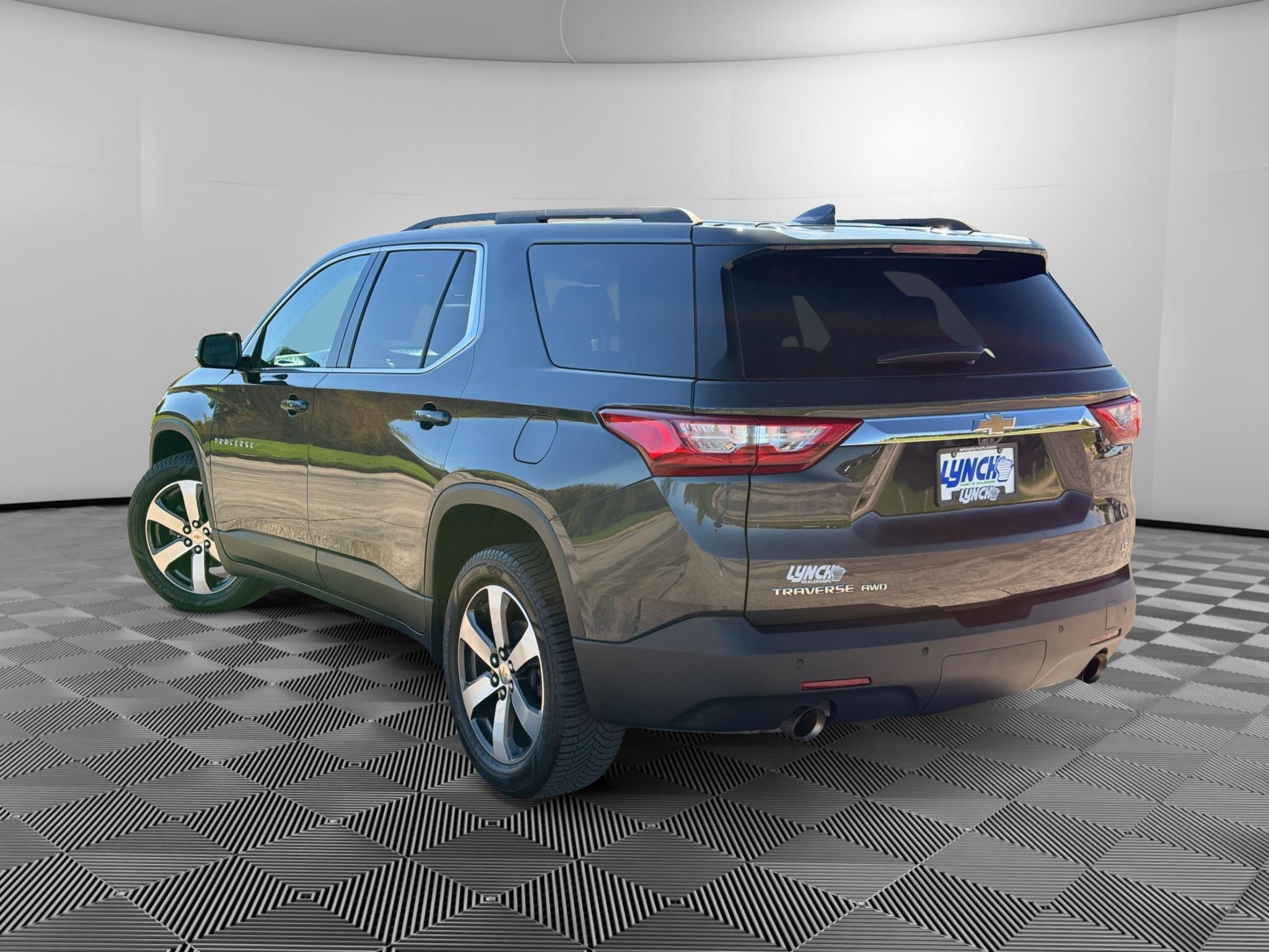 2020 Chevrolet Traverse LT Leather