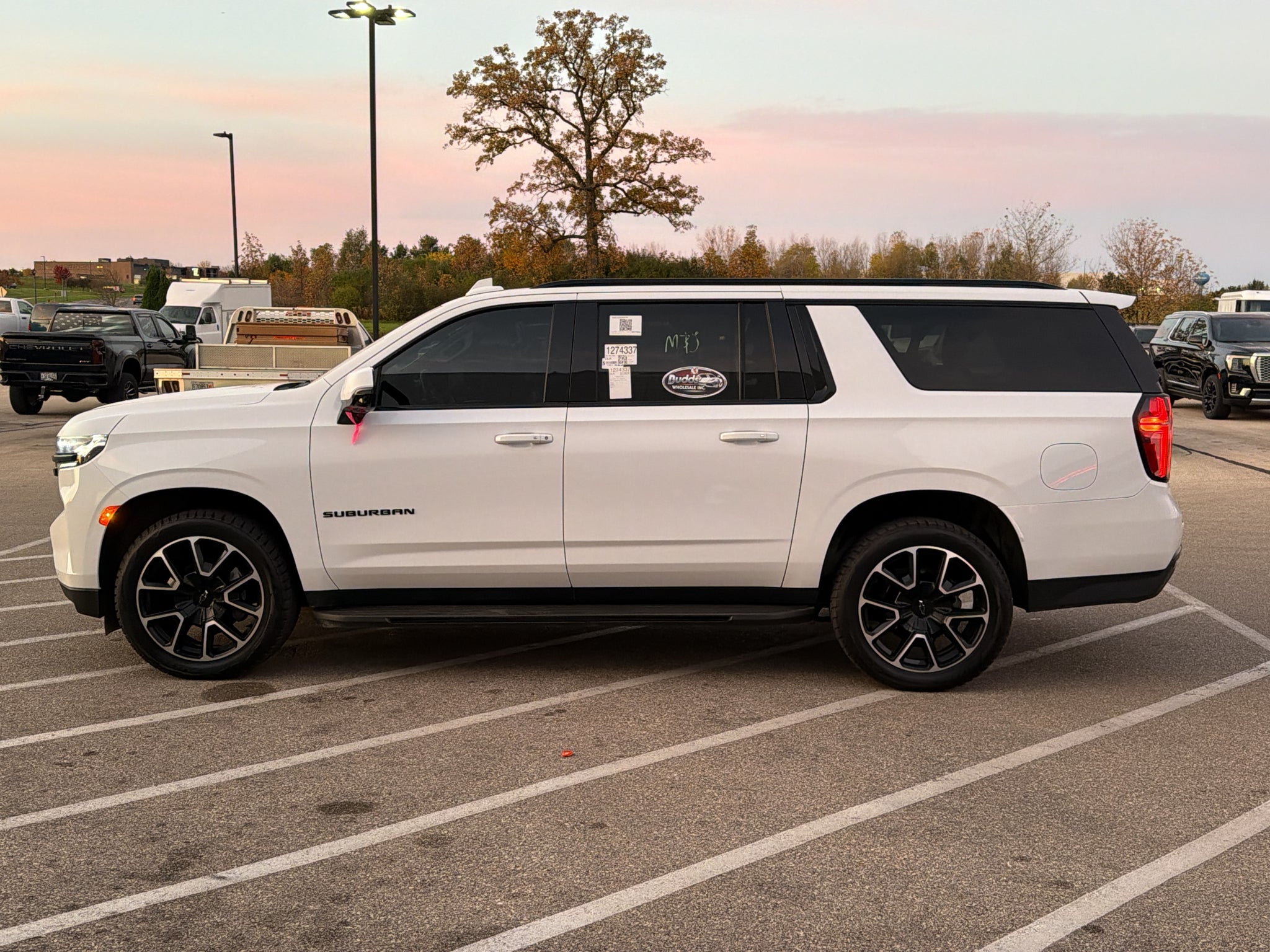 2024 Chevrolet Suburban RST