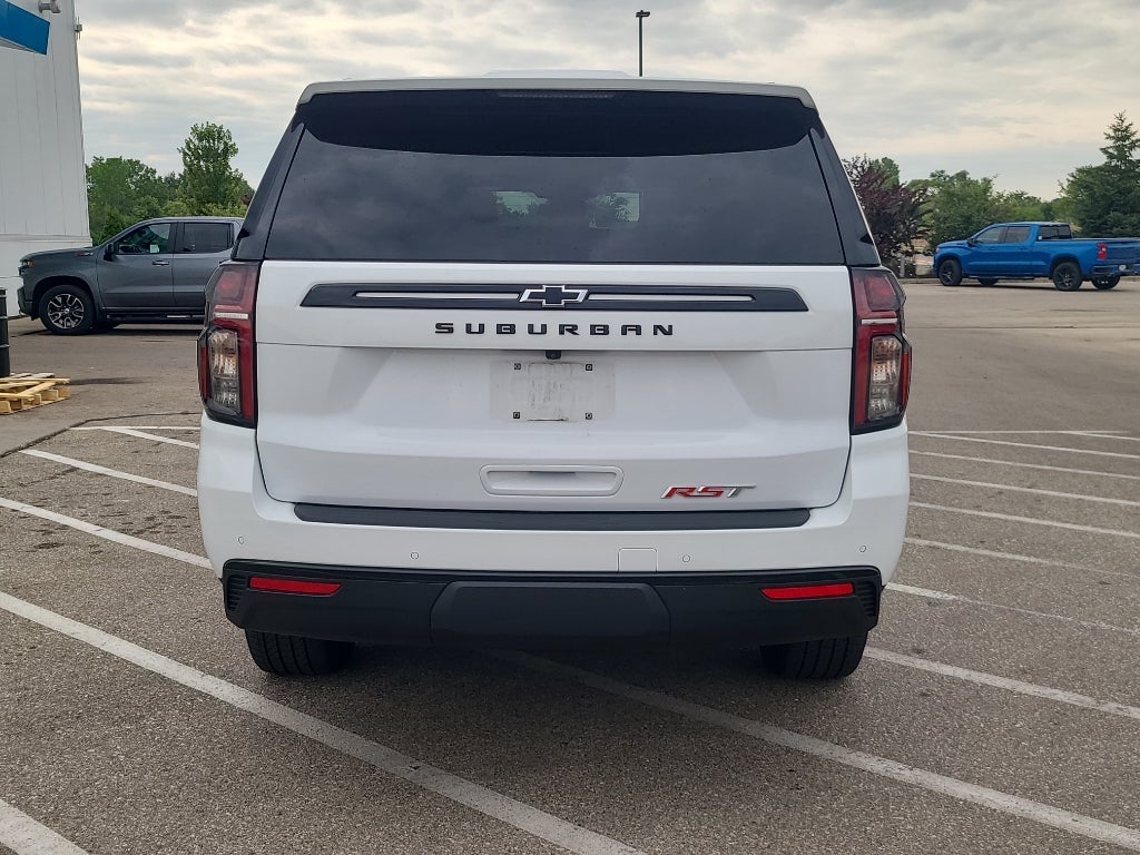 2024 Chevrolet Suburban RST
