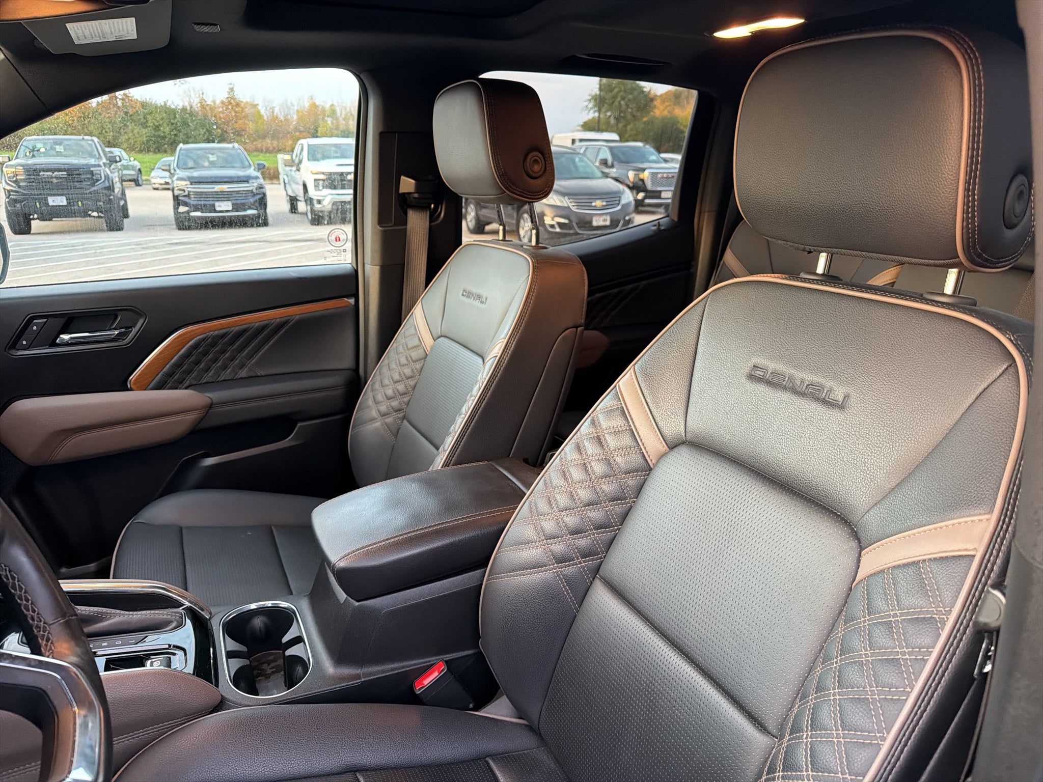2025 GMC Canyon Denali