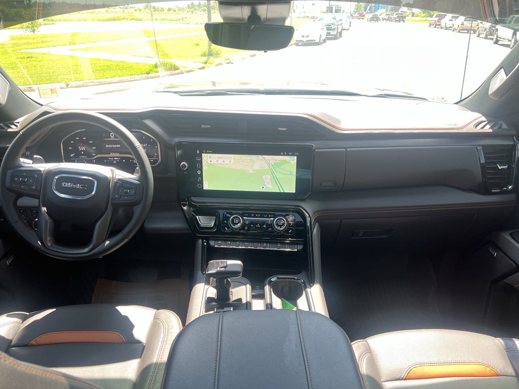 2025 GMC Sierra 1500 AT4