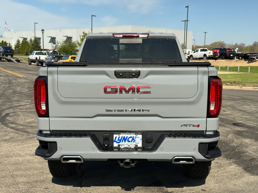 2025 GMC Sierra 1500 AT4