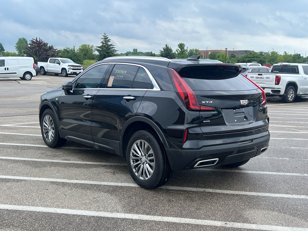 2024 Cadillac XT4 Premium Luxury