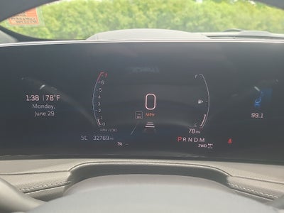 2024 Cadillac XT4 Premium Luxury