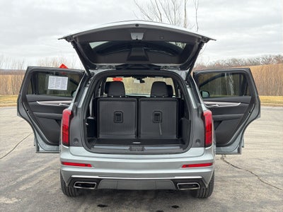 2024 Cadillac XT6 Luxury