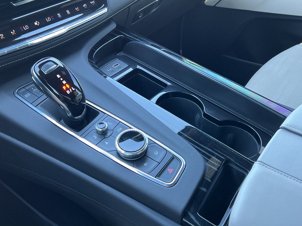 2023 Cadillac Escalade ESV Sport