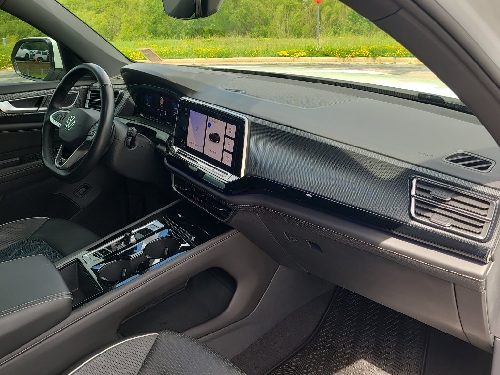 2024 Volkswagen Atlas Cross Sport Execline