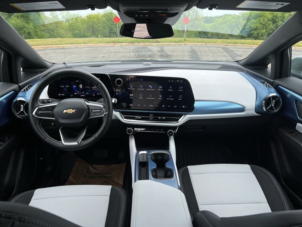 2025 Chevrolet Equinox EV LT