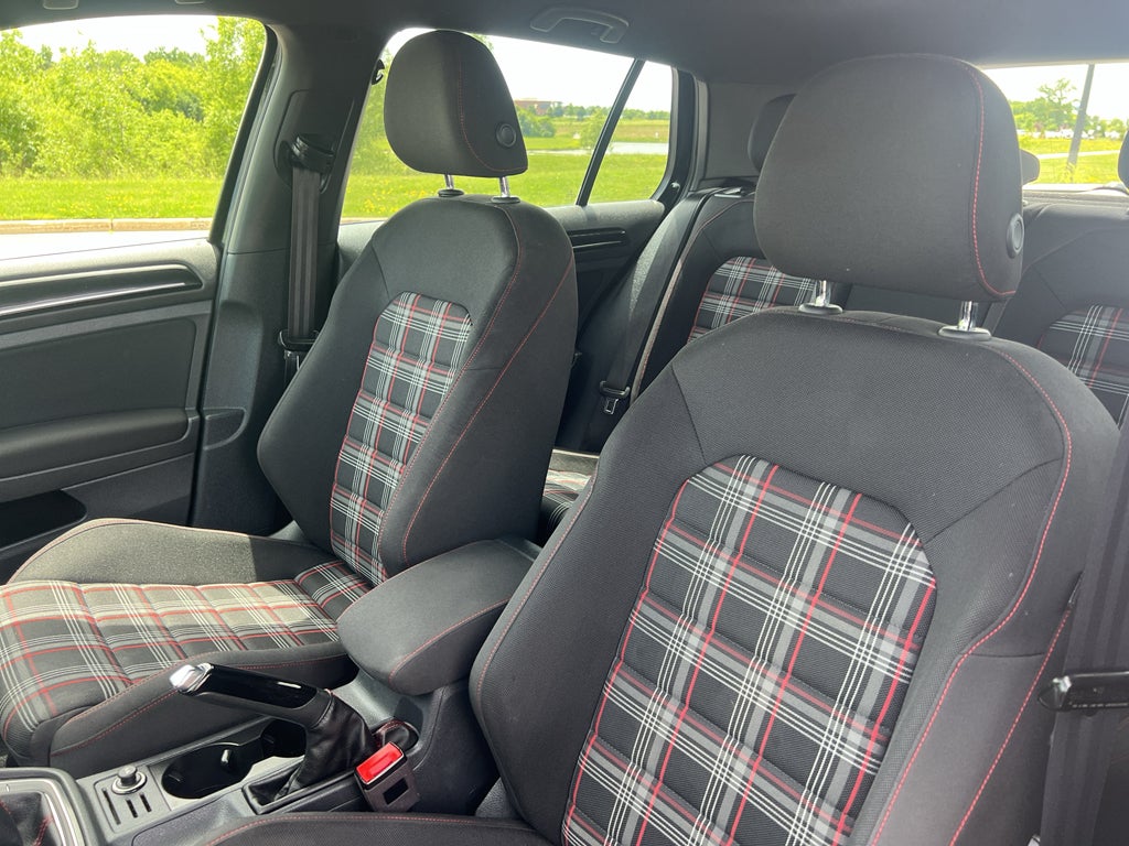 2017 Volkswagen Golf GTI S