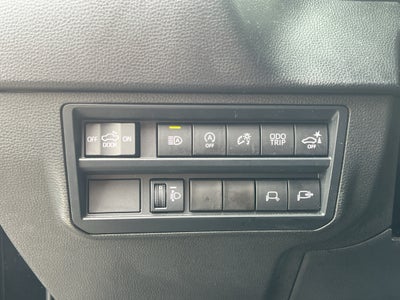 2023 Toyota Tundra 4WD SR5