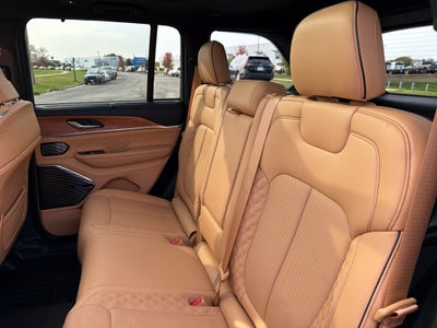 2023 Jeep Grand Cherokee Summit Reserve