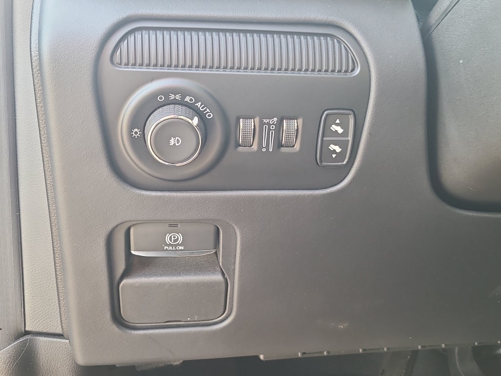 2023 Jeep Grand Wagoneer Series II