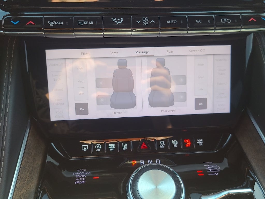 2023 Jeep Grand Wagoneer Series II